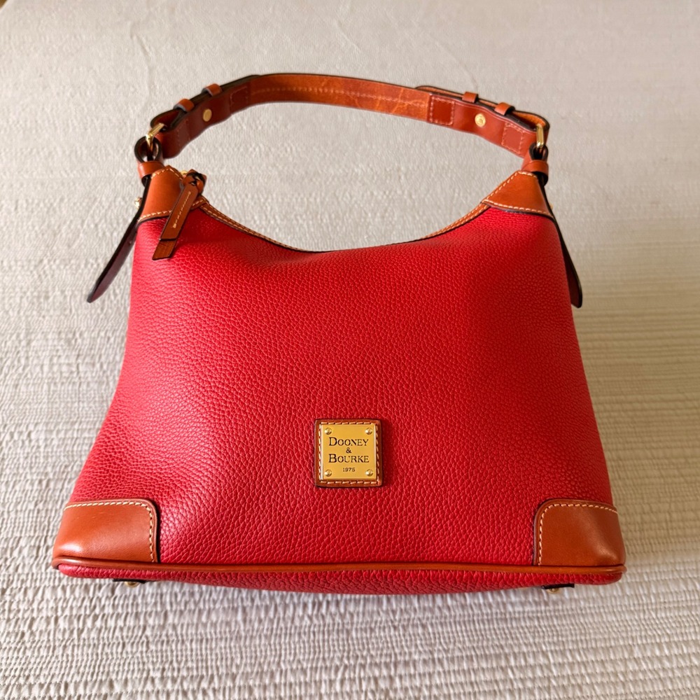 New‎ Dooney & Bourke Women's Red Pebbled Leather Hobo Shoulder Bag Gold Hardware